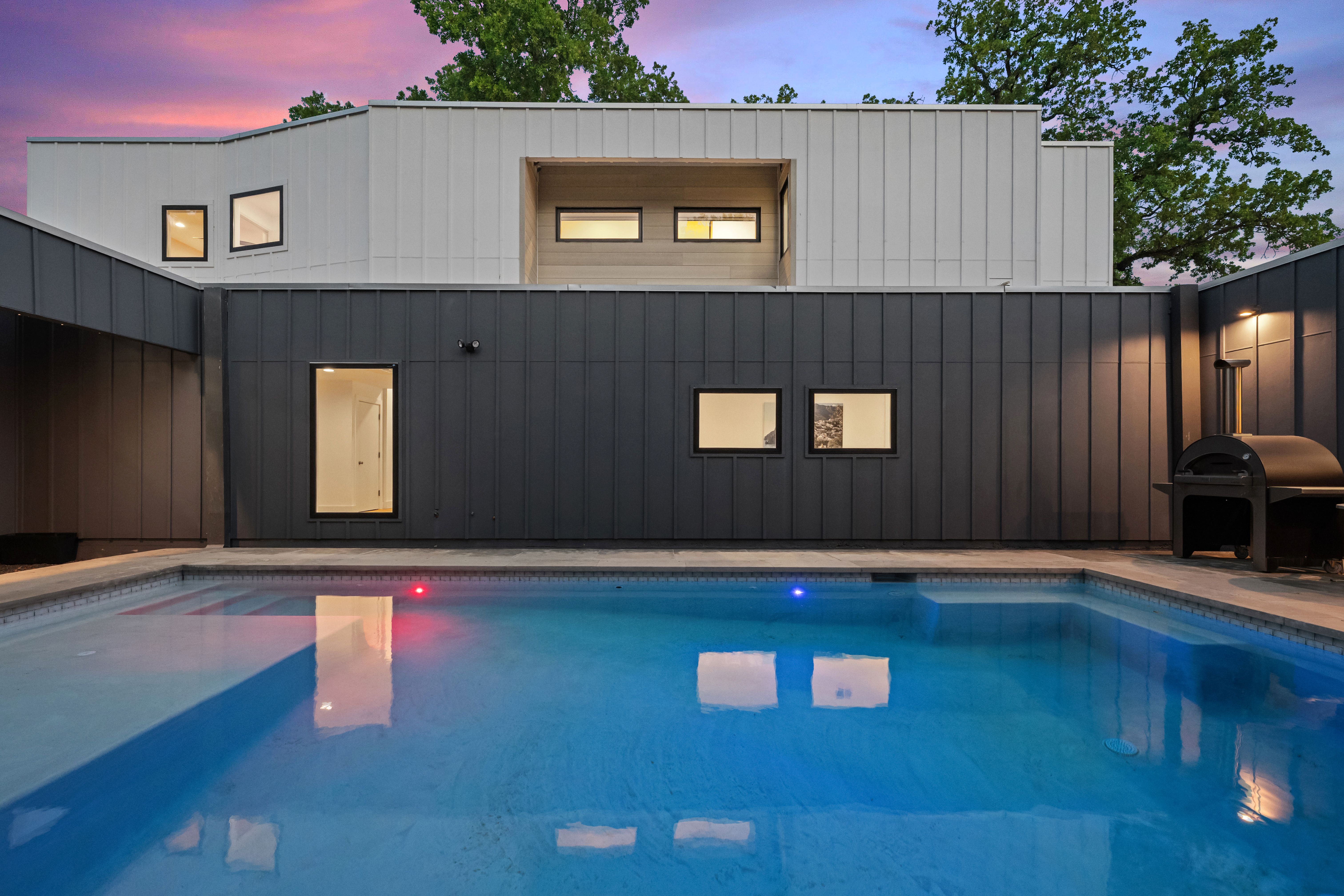  Bridle Path Modern - 物件實景