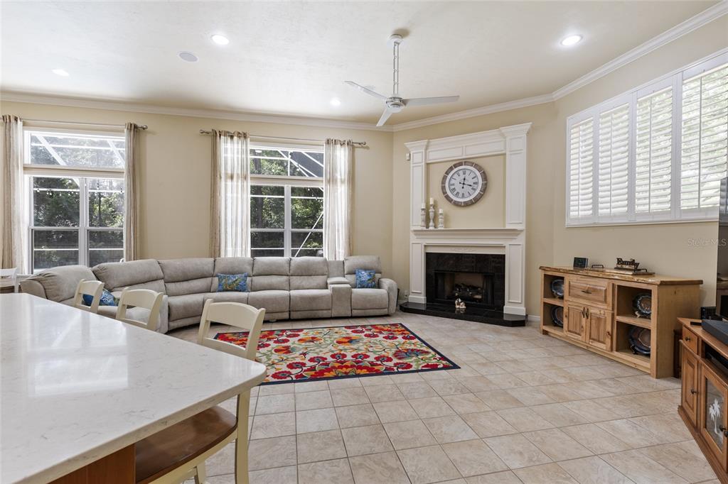 Gainesville, Florida, 32608, United States, 5 Bedrooms Bedrooms, ,4 BathroomsBathrooms,Residential,For Sale,1895414