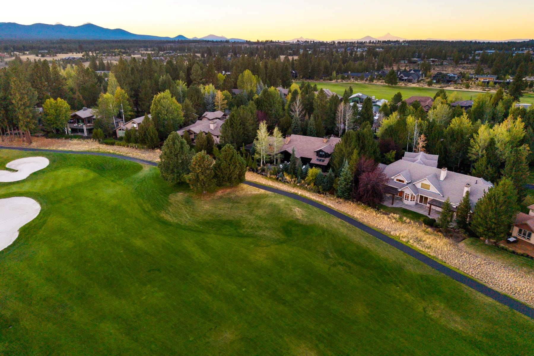  19309 Soda Springs Drive Bend, OR 97702 - 物件實景