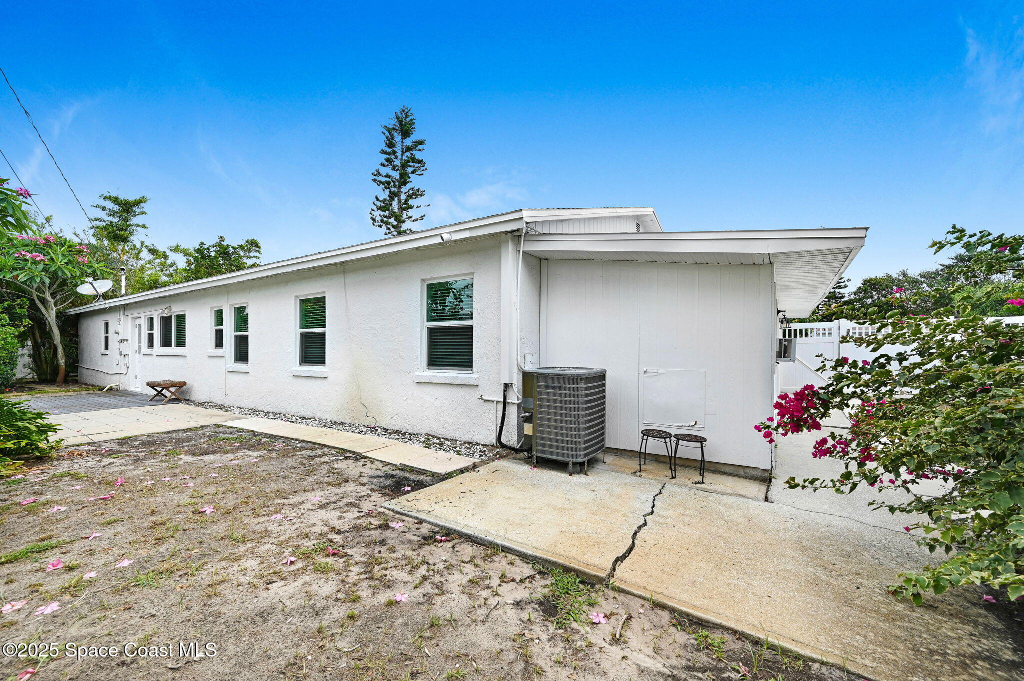 Indialantic, Florida, 32903, United States, 3 Bedrooms Bedrooms, ,3 BathroomsBathrooms,Residential,For Sale,1840039