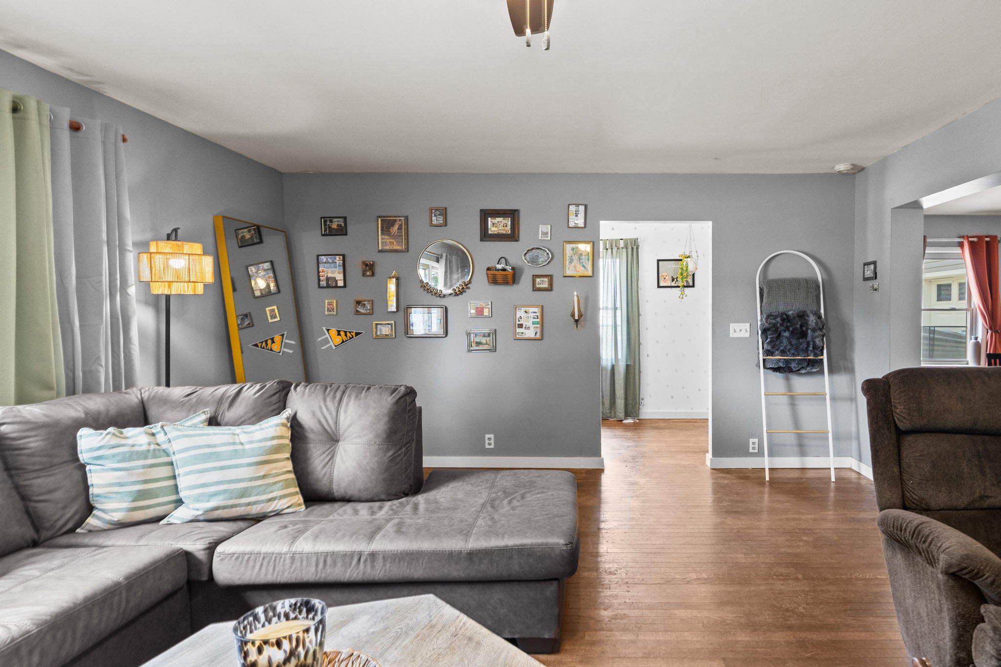  Charming Two Bedroom Home in Friendly Small-Town Community - 物件實景