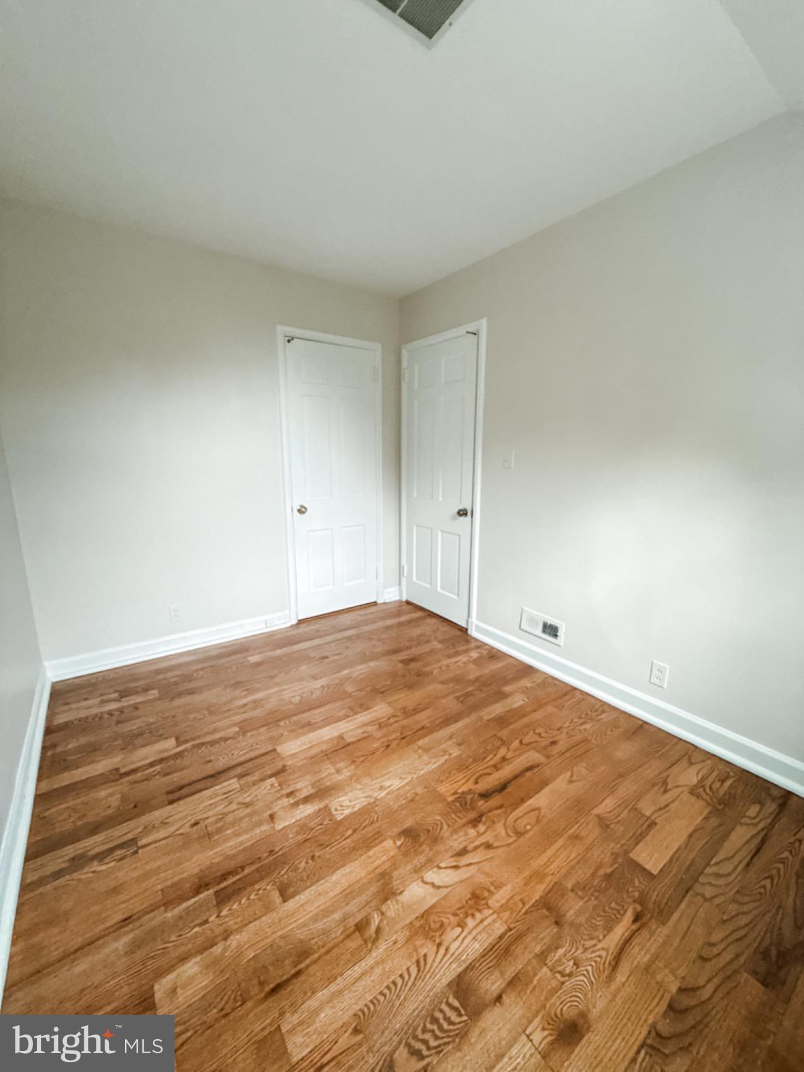 Arlington, Virginia, 22206, United States, 2 Bedrooms Bedrooms, ,2 BathroomsBathrooms,Residential,For Sale,1976928