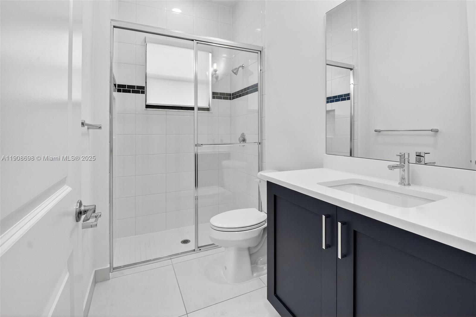 Boynton Beach, Florida, 33473, United States, 3 Bedrooms Bedrooms, ,4 BathroomsBathrooms,Residential,For Sale,1991077