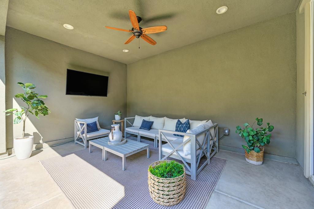 Sacramento, California, 95816, United States, 3 Bedrooms Bedrooms, ,3 BathroomsBathrooms,Residential,For Sale,1916793