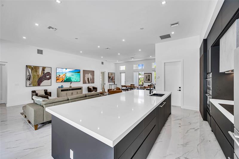 Oakland Park, Florida, 33334, United States, 4 Bedrooms Bedrooms, ,4 BathroomsBathrooms,Residential,For Sale,1990971