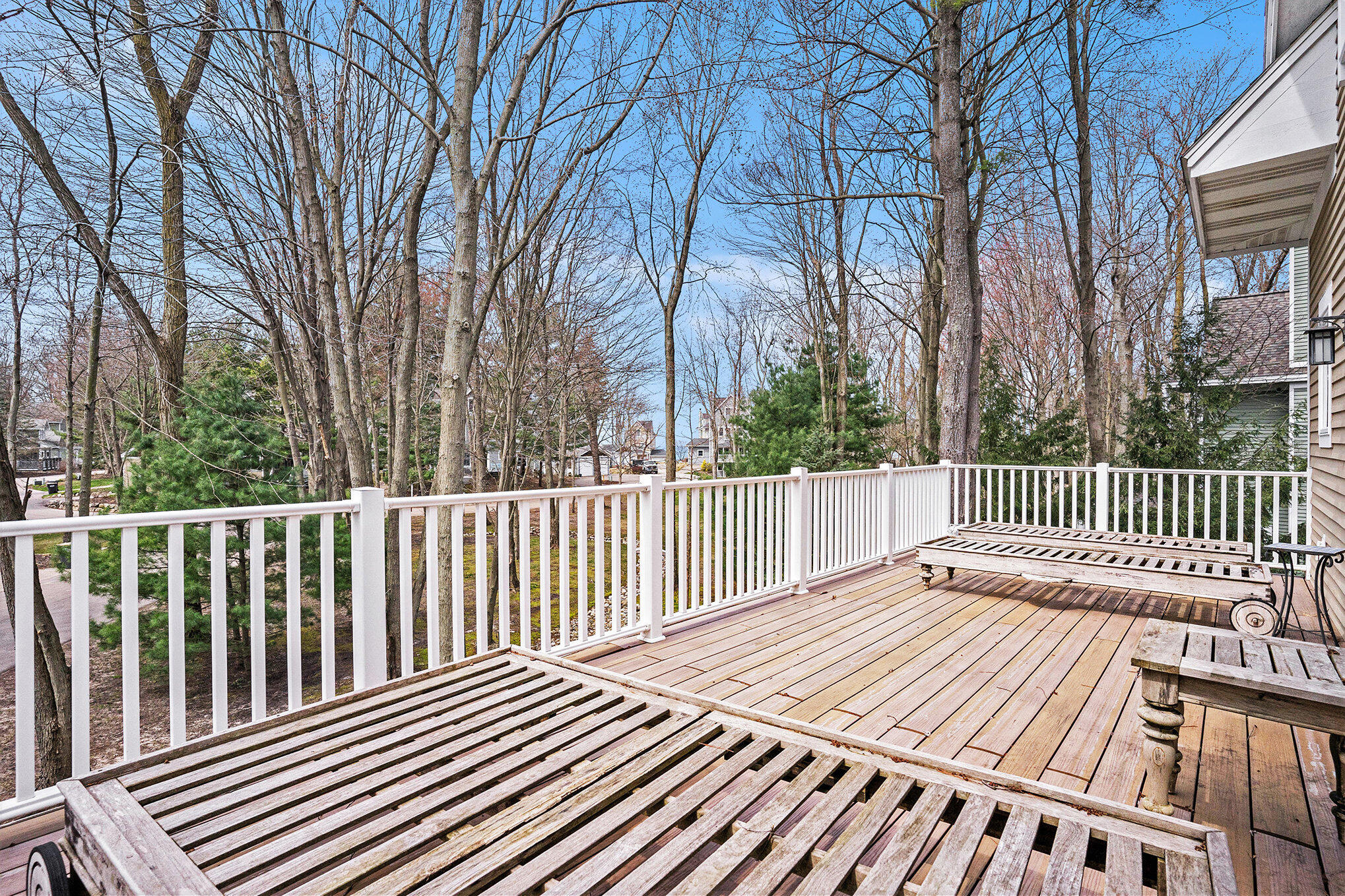 South Haven, Michigan, 49090, United States, 4 Bedrooms Bedrooms, ,4 BathroomsBathrooms,Residential,For Sale,1945011