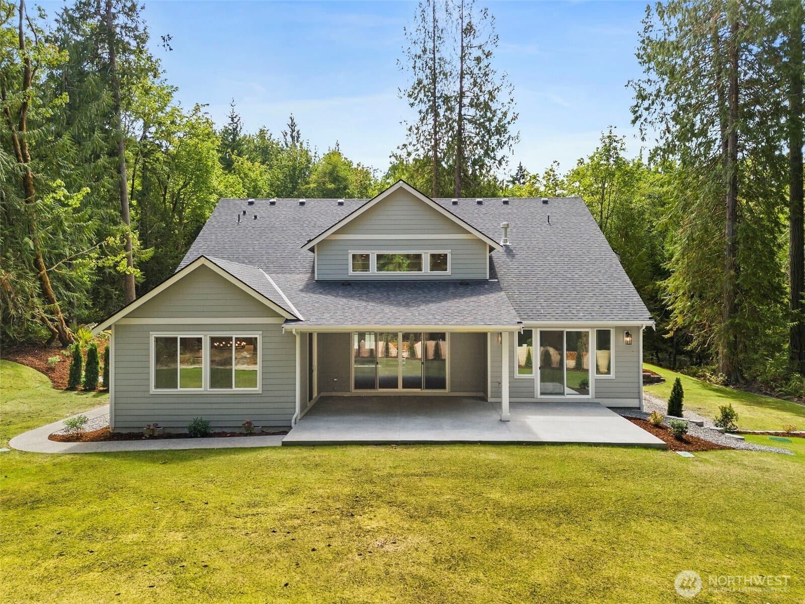 Olympia, Washington, 98502, United States, 4 Bedrooms Bedrooms, ,2 BathroomsBathrooms,Residential,For Sale,1848524