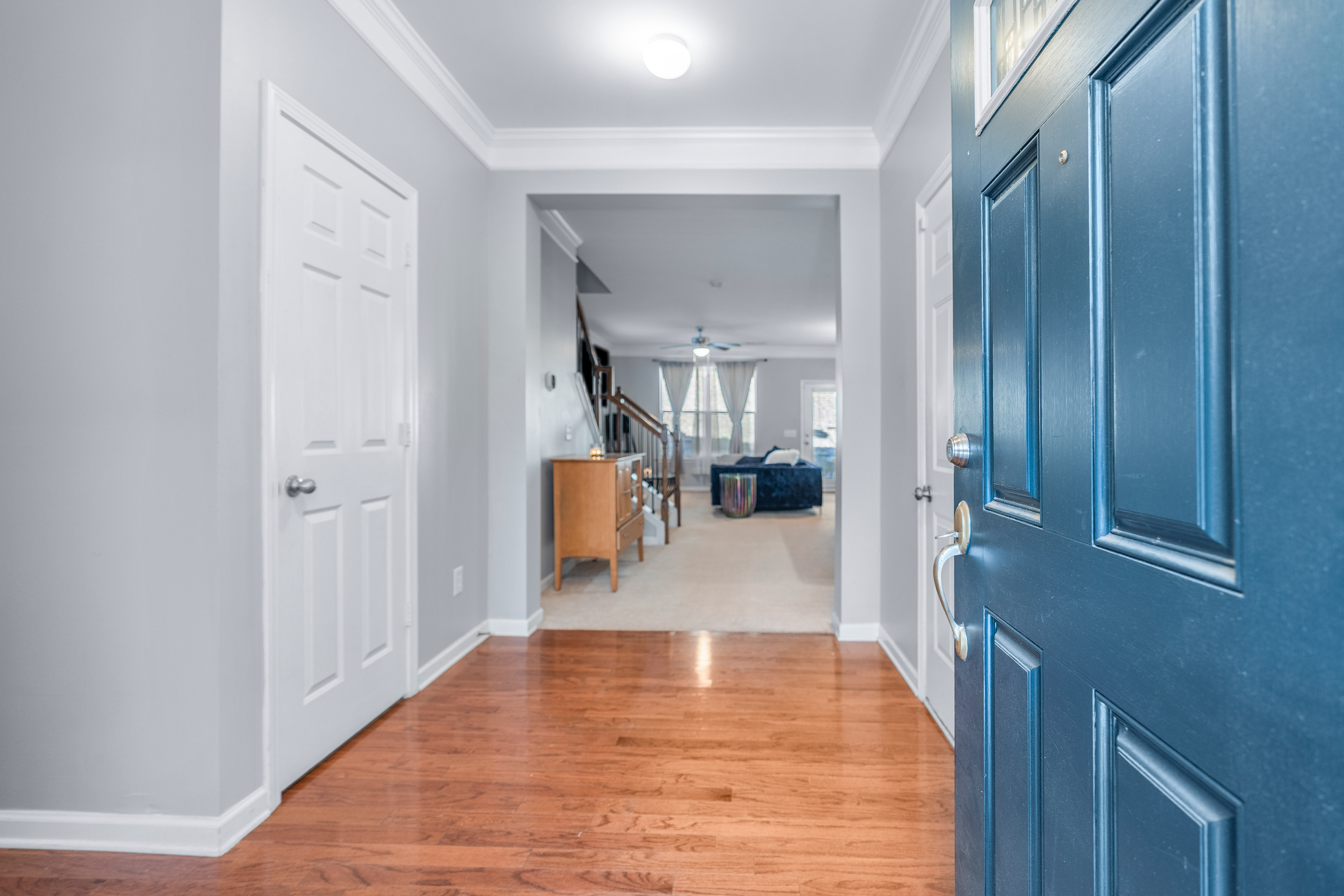  Stylish, Spacious and Ideally Located Townhome - 物件實景