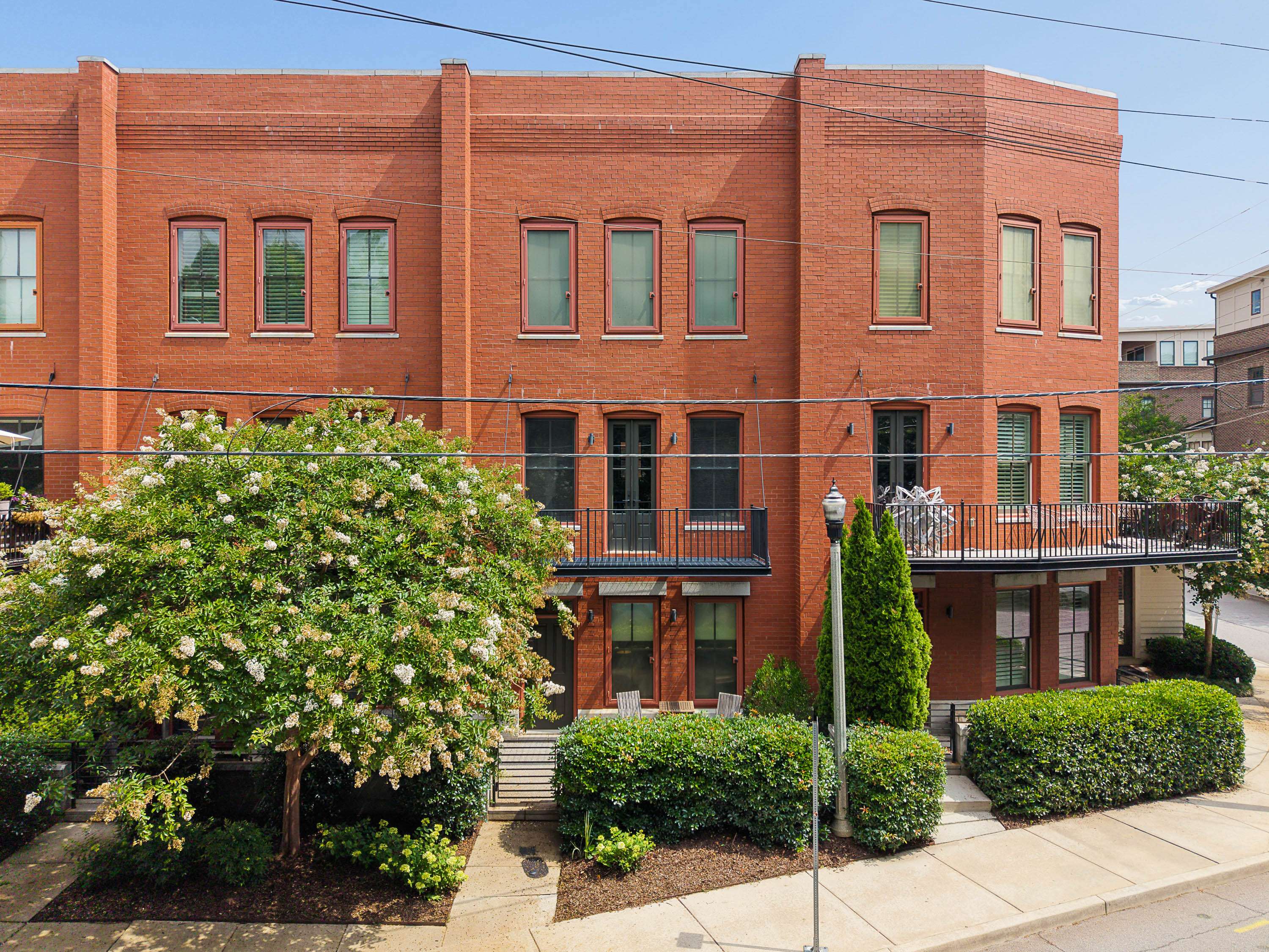  Stunning Townhome in Decatur