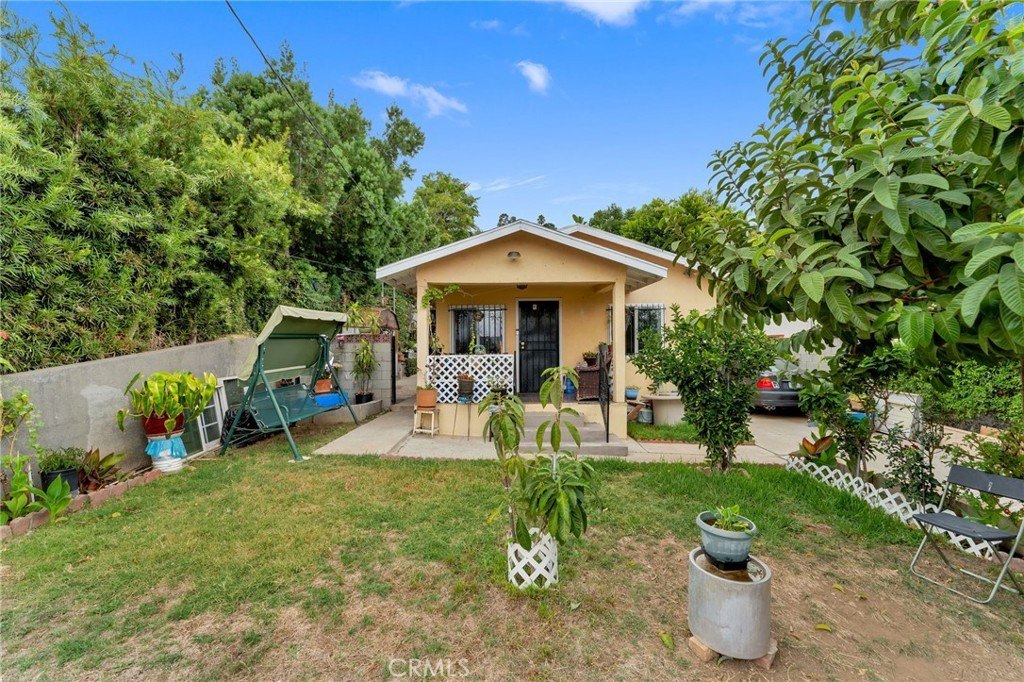 Los Angeles, California, 90065, United States, 2 Bedrooms Bedrooms, ,1 BathroomBathrooms,Residential,For Sale,1931706