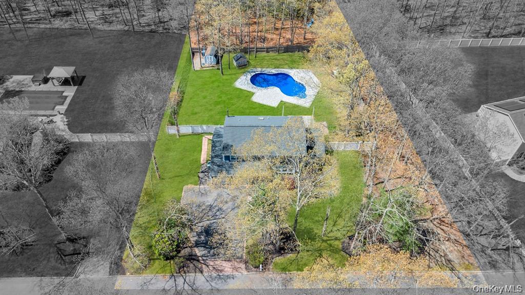 Ramblewood Rd, Ridge, NY 11961 #1