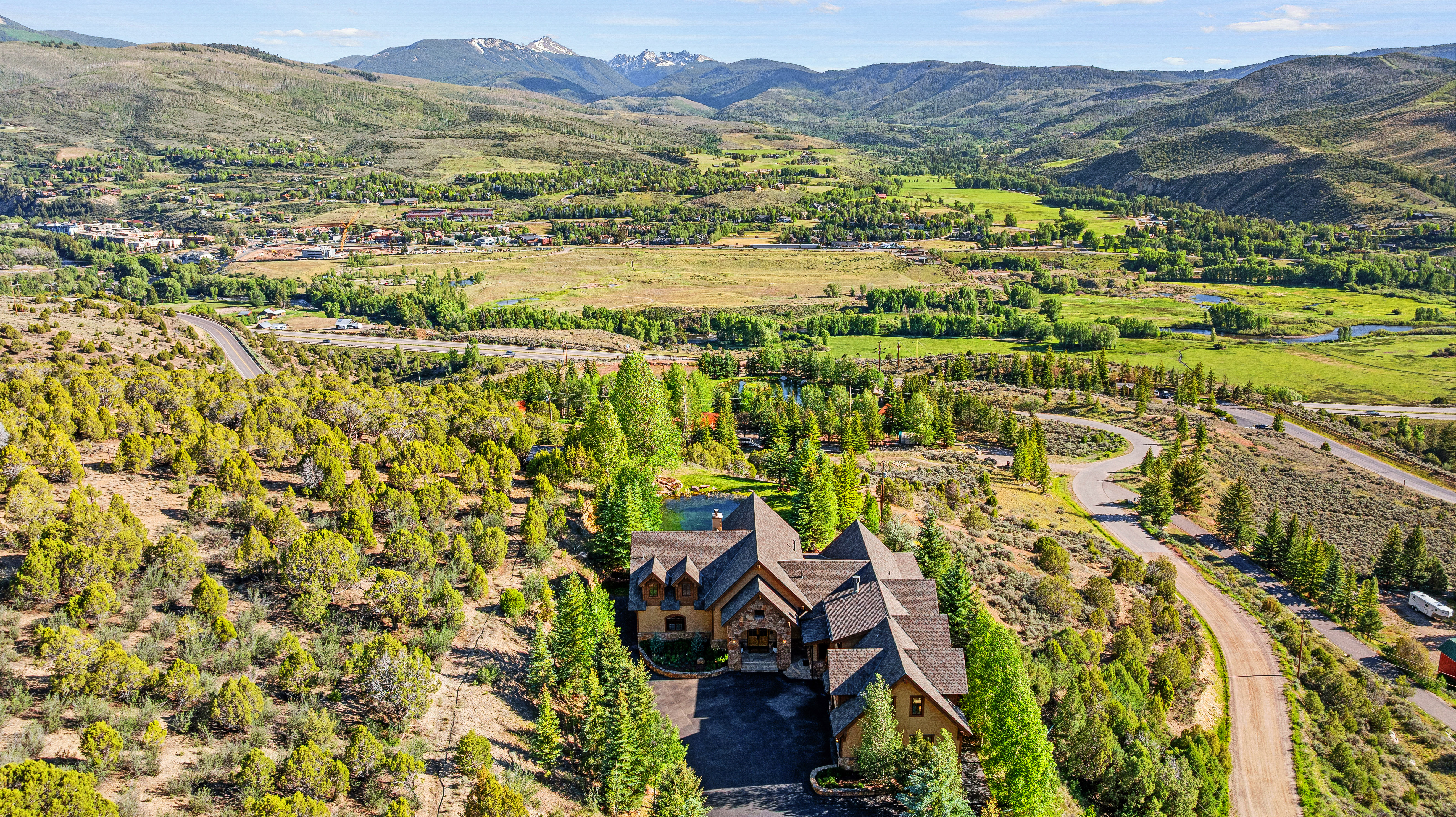  Exceptional Mountain Estate Offering Breathtaking Views - 物件實景