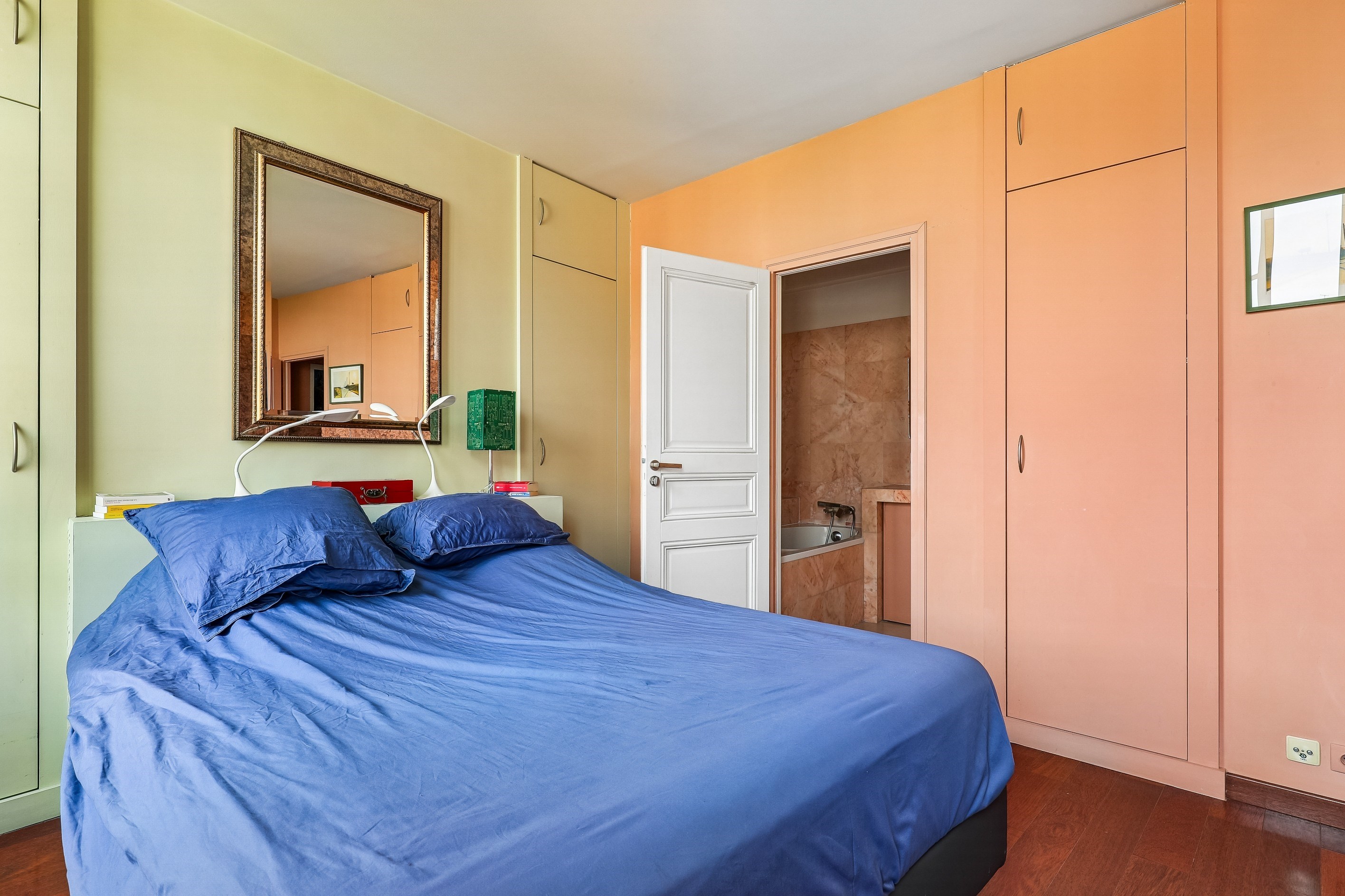  Charming 5-room duplex with stunning views of the Hôtel de Ville - 物件實景