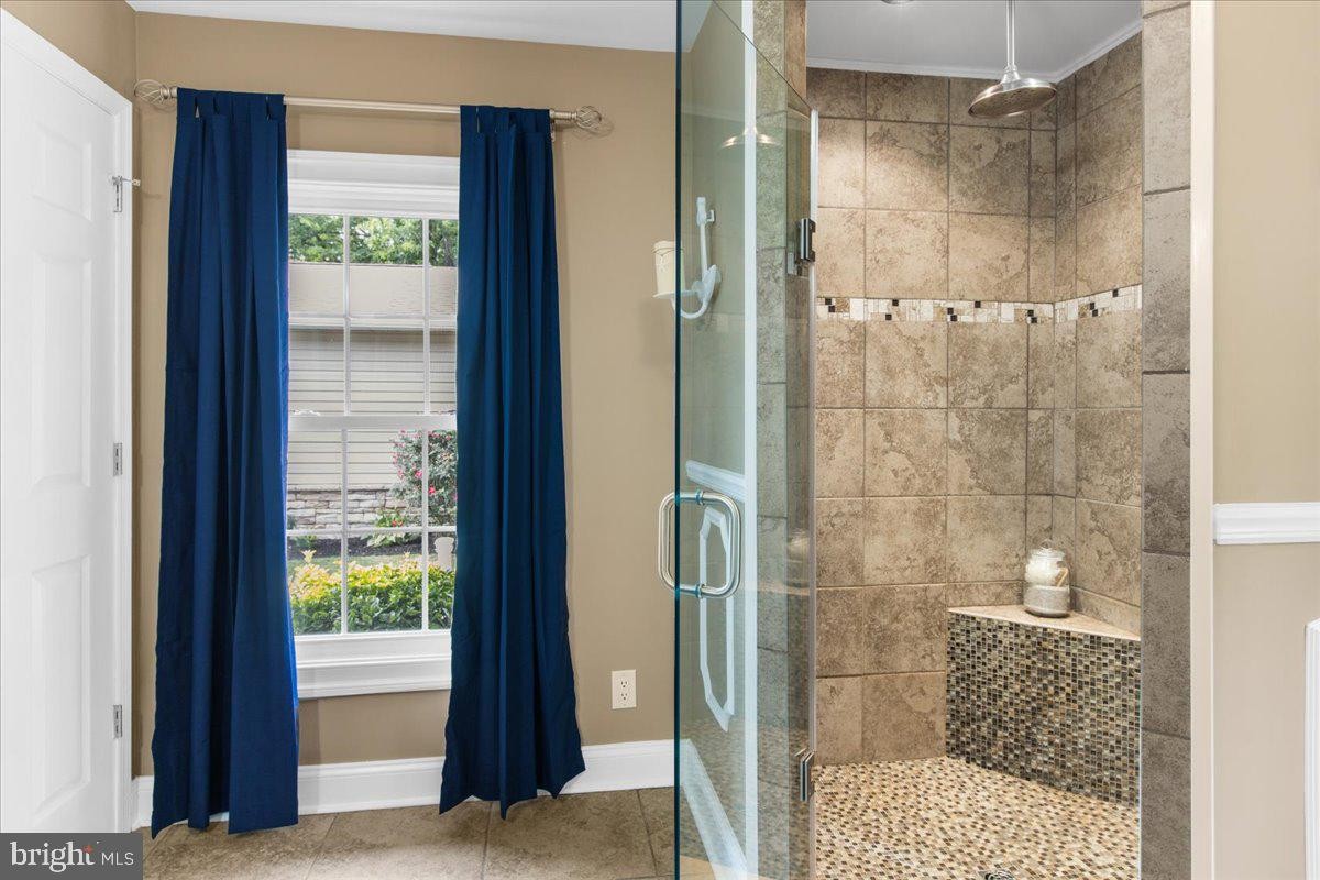 PASADENA, Maryland, 21122, United States, 4 Bedrooms Bedrooms, ,4 BathroomsBathrooms,Residential,For Sale,1979207