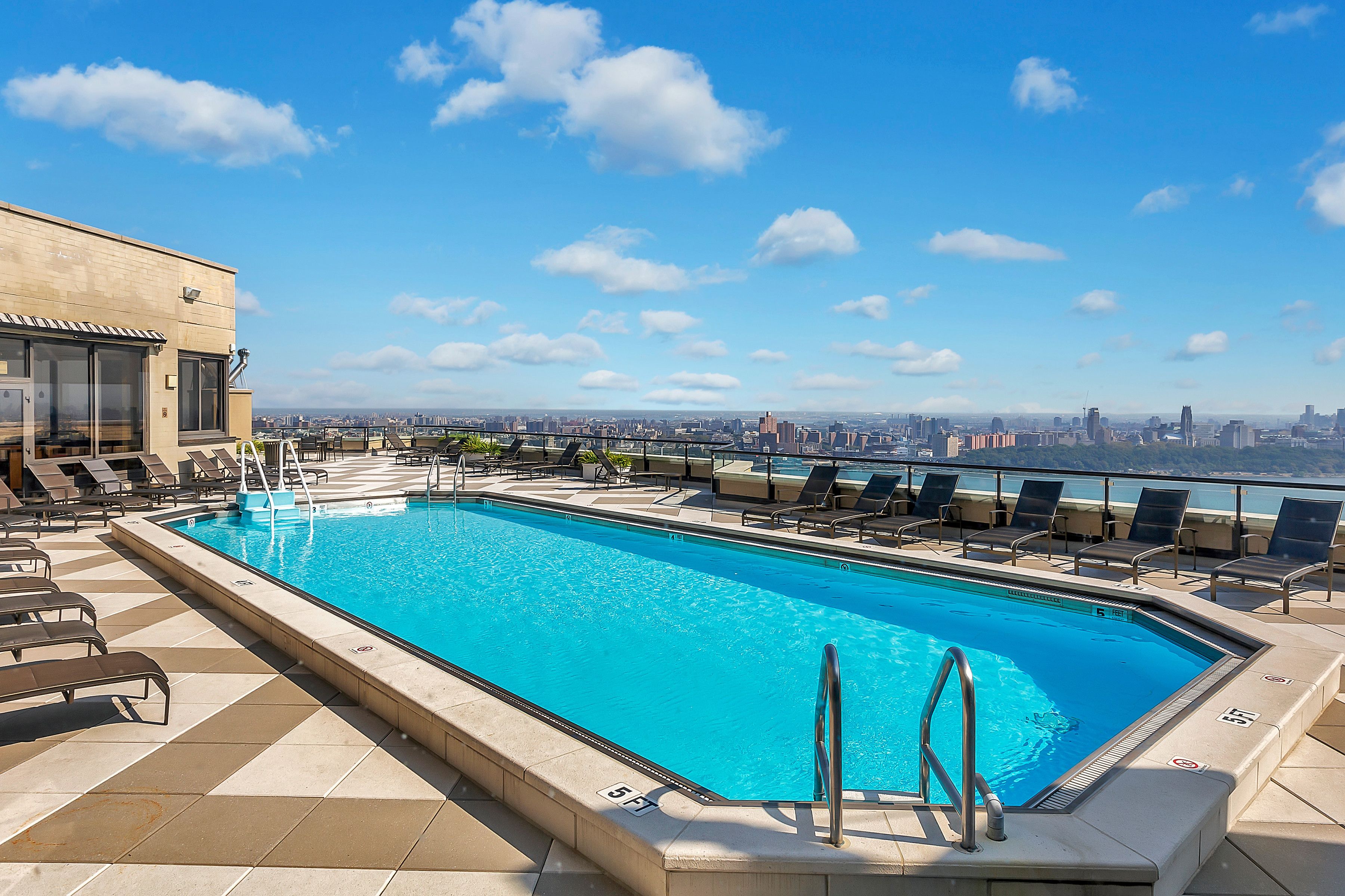  900 Palisade Avenue, Fort Lee, NJ 07024 - 物件實景