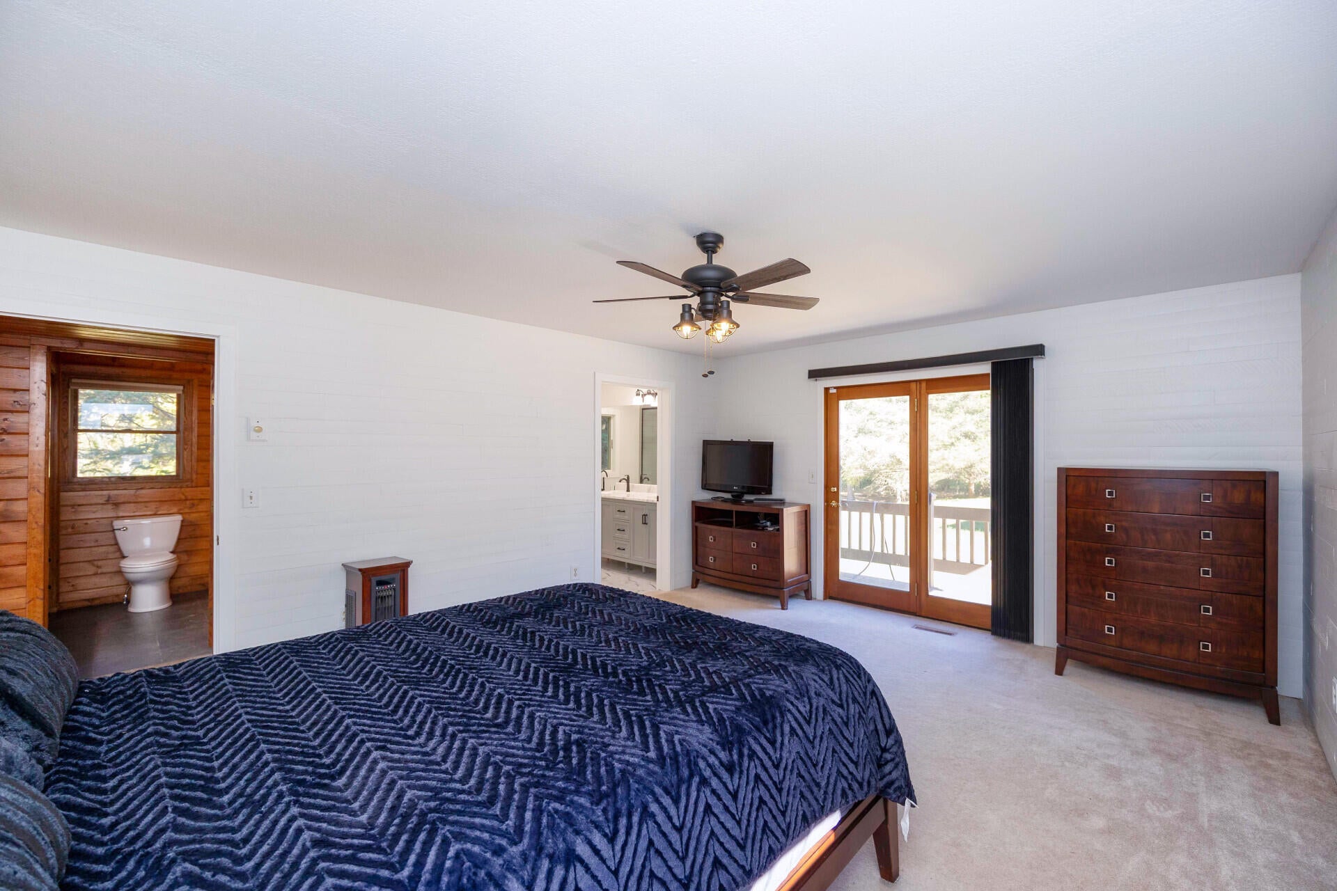 Brooklyn, Michigan, 49230, United States, 3 Bedrooms Bedrooms, ,3 BathroomsBathrooms,Residential,For Sale,1991046