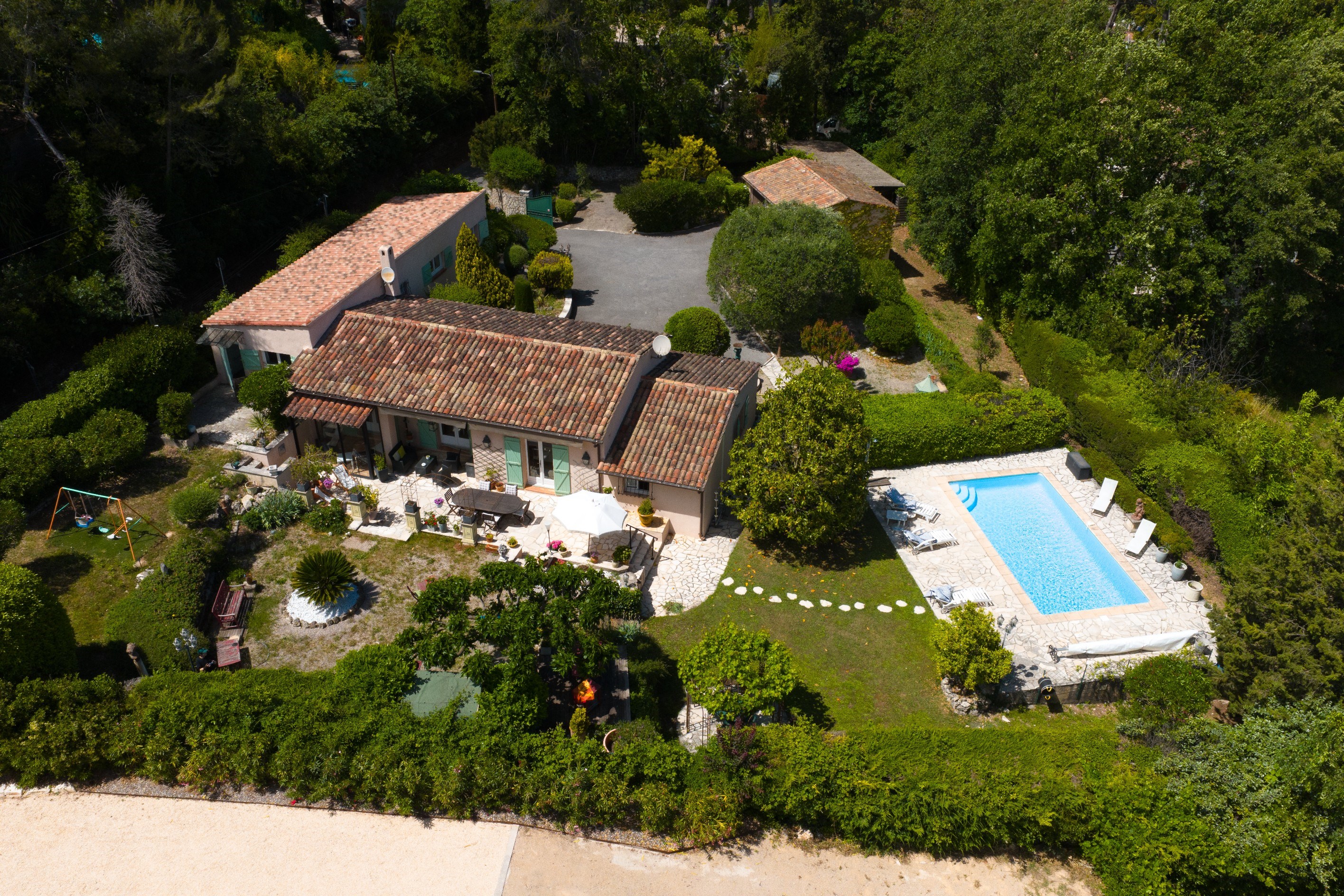  Charming Villa in peaceful surroundings with swimming pool, landscaped garden a… - 物件實景