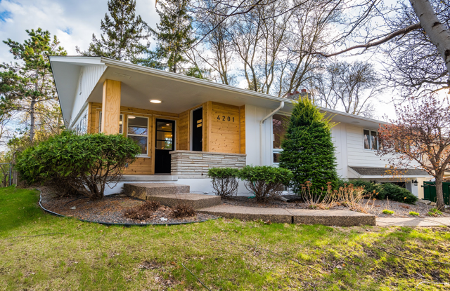 Edina, Minnesota, 55435, United States, 3 Bedrooms Bedrooms, ,2 BathroomsBathrooms,Residential,For Sale,1903735