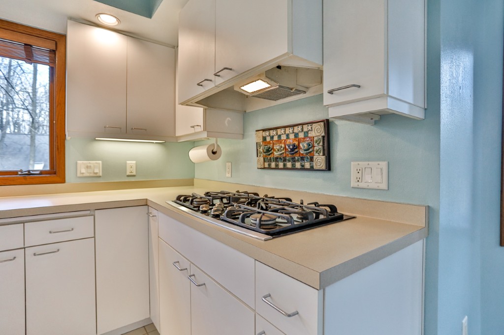 Wausau, Wisconsin, 54401, United States, 3 Bedrooms Bedrooms, ,3 BathroomsBathrooms,Residential,For Sale,1997344