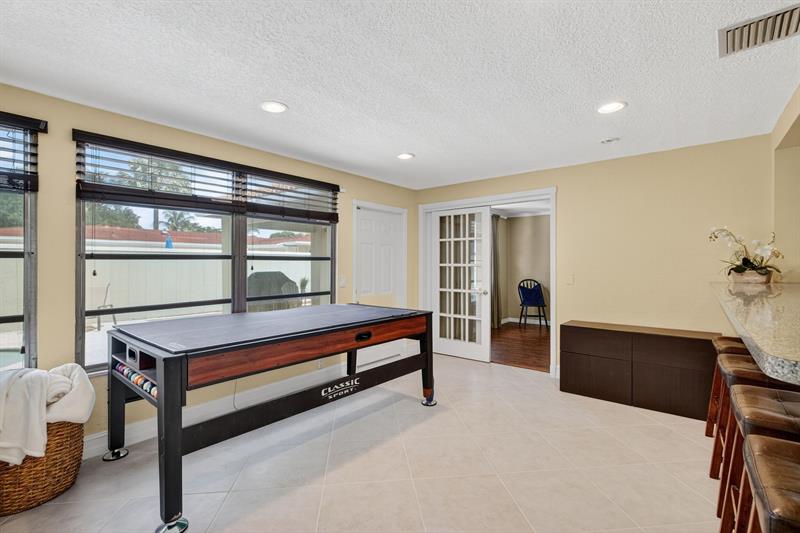 Fort Lauderdale, Florida, 33308, United States, 4 Bedrooms Bedrooms, ,3 BathroomsBathrooms,Residential,For Sale,1912260