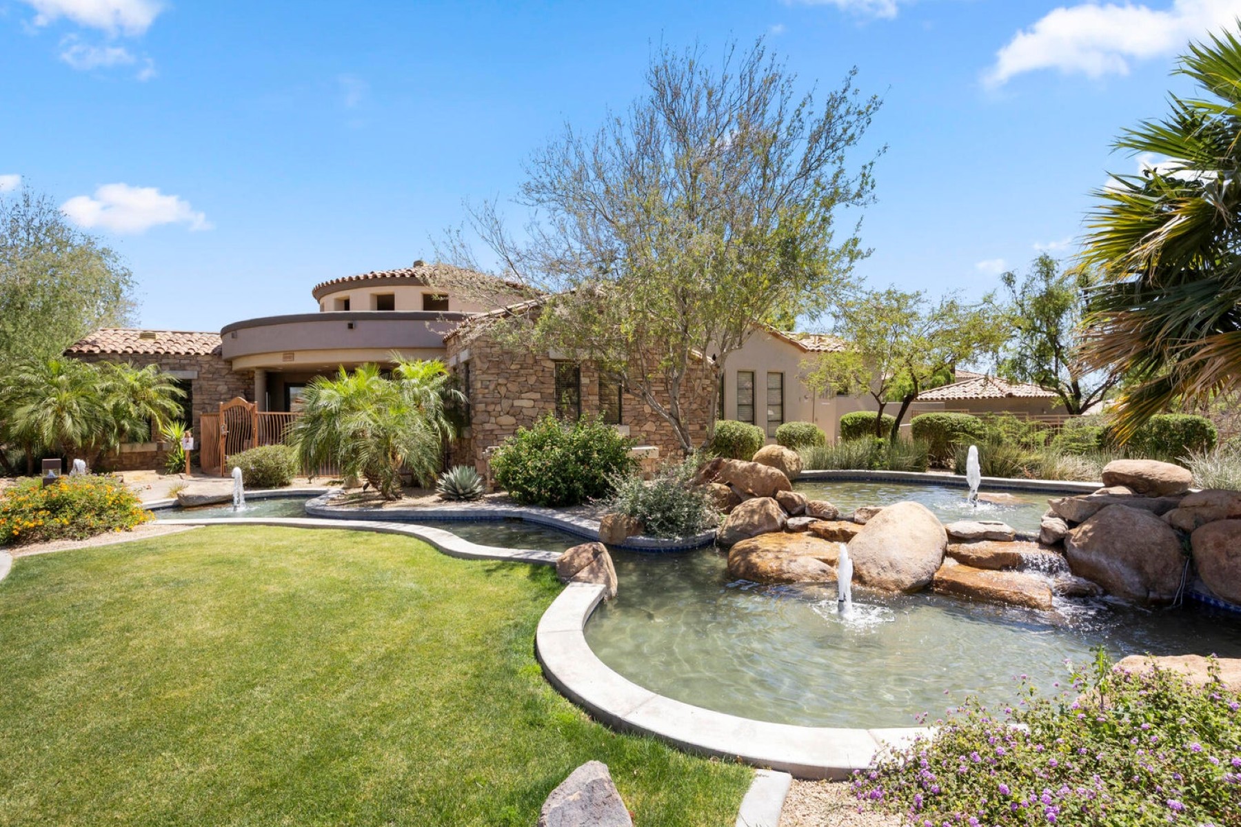  19550 N Grayhawk Drive  Scottsdale, AZ - 物件實景