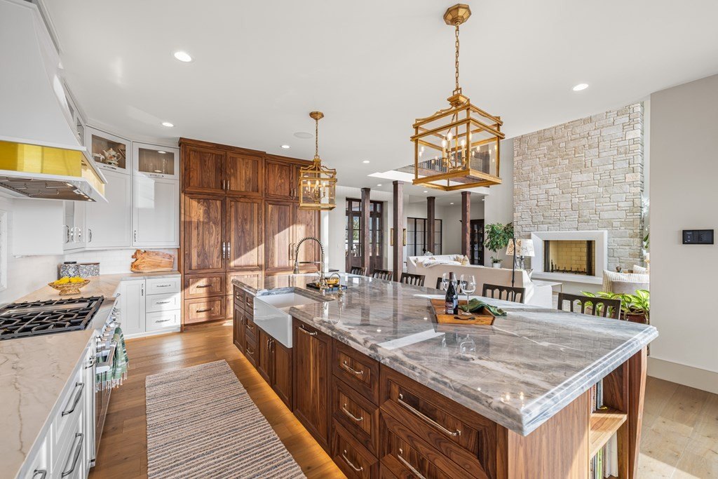 McCall, Idaho, 83638, United States, 5 Bedrooms Bedrooms, ,5 BathroomsBathrooms,Residential,For Sale,1989949