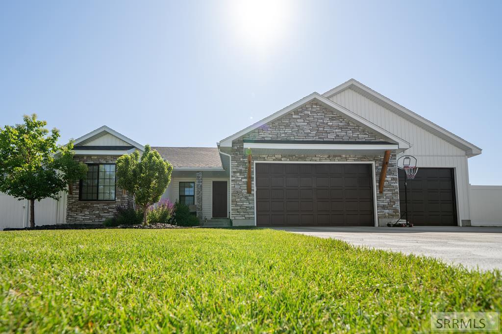 IDAHO FALLS, Idaho, 83402, United States, 6 Bedrooms Bedrooms, ,3 BathroomsBathrooms,Residential,For Sale,1980843