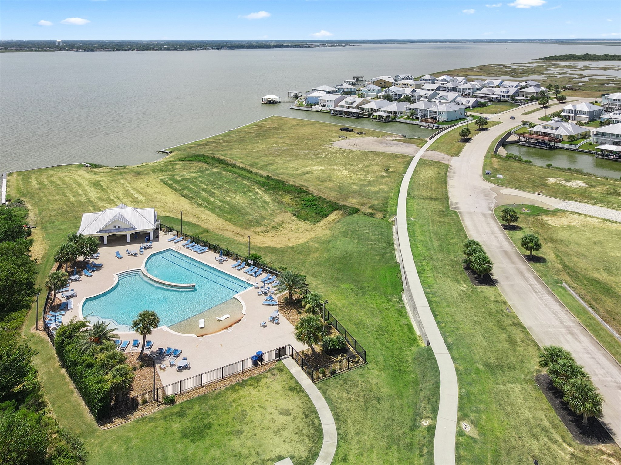 Texas City, Texas, 77590, United States, 3 Bedrooms Bedrooms, ,3 BathroomsBathrooms,Residential,For Sale,1911937