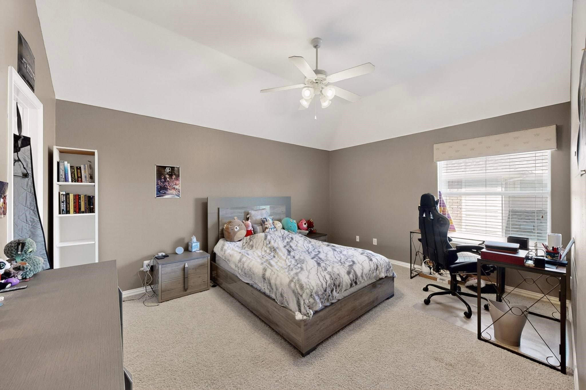 Frisco, Texas, 75034, United States, 5 Bedrooms Bedrooms, ,4 BathroomsBathrooms,Residential,For Sale,1986081