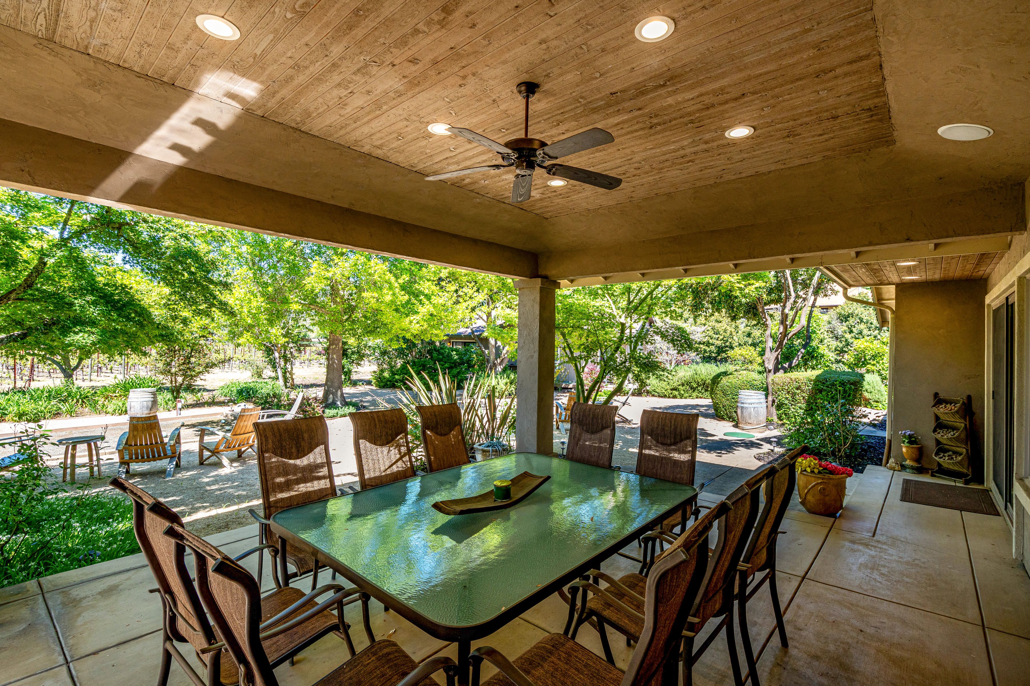  1040 Mount George Avenue - 物件實景