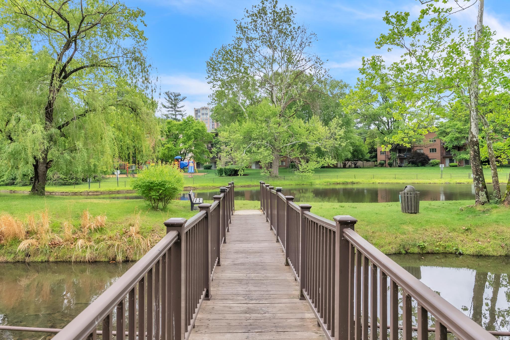  10401 Grosvenor Place, Rockville, MD, 20852 - 物件實景