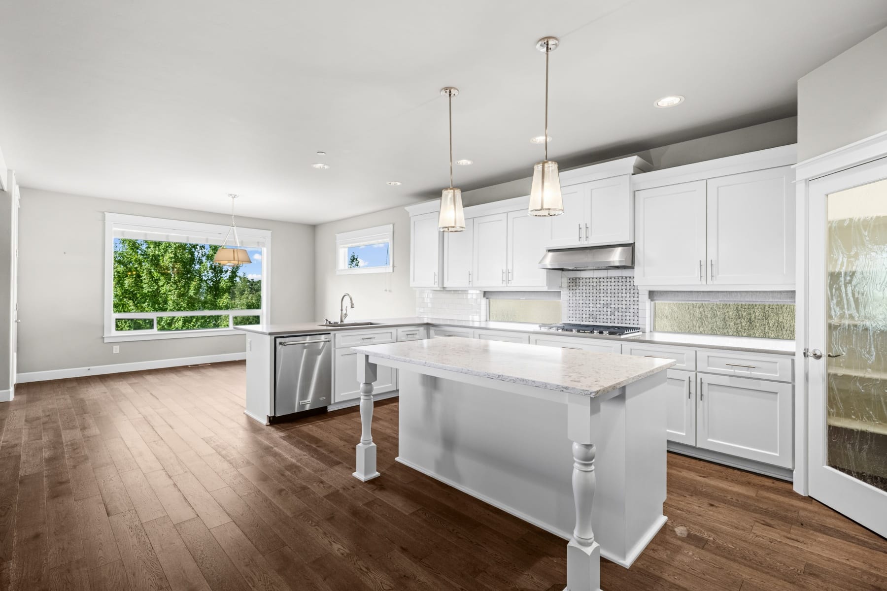  12465 SW LESSER RD Portland, OR 97219 - 物件實景