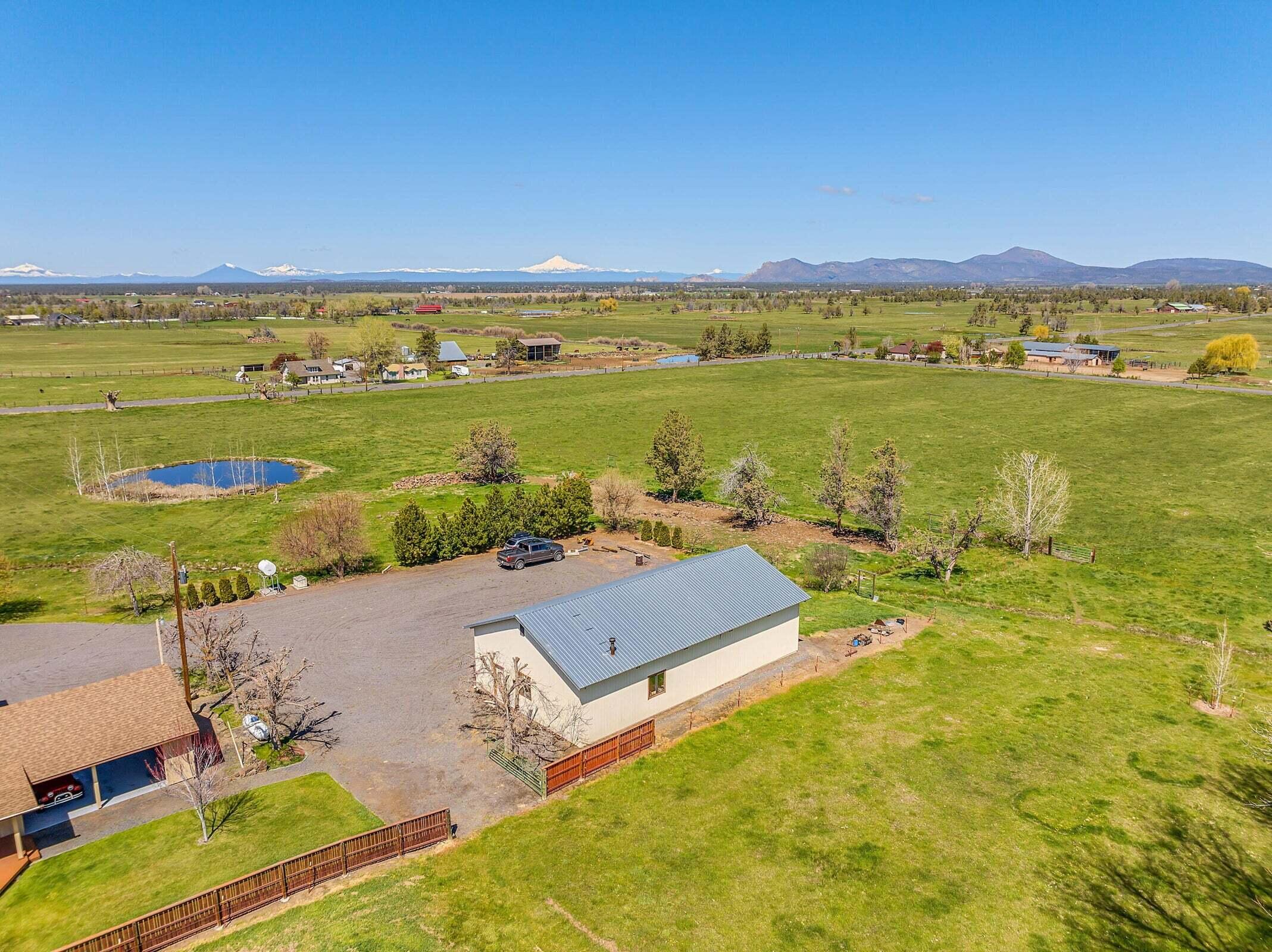 Powell Butte, Oregon, 97753, United States, 3 Bedrooms Bedrooms, ,1 BathroomBathrooms,Residential,For Sale,1770656