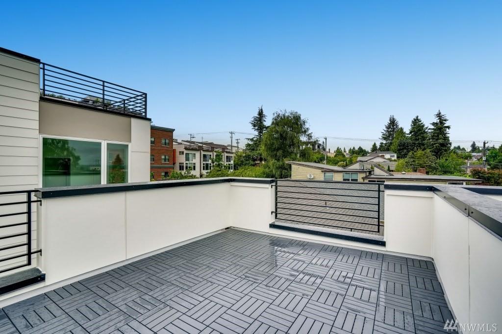 4520 41st Ave SW A, Seattle, Washington, 98116, United States, 2 Bedrooms Bedrooms, ,2 BathroomsBathrooms,Residential,For Sale,4520 41st Ave SW A,1610853