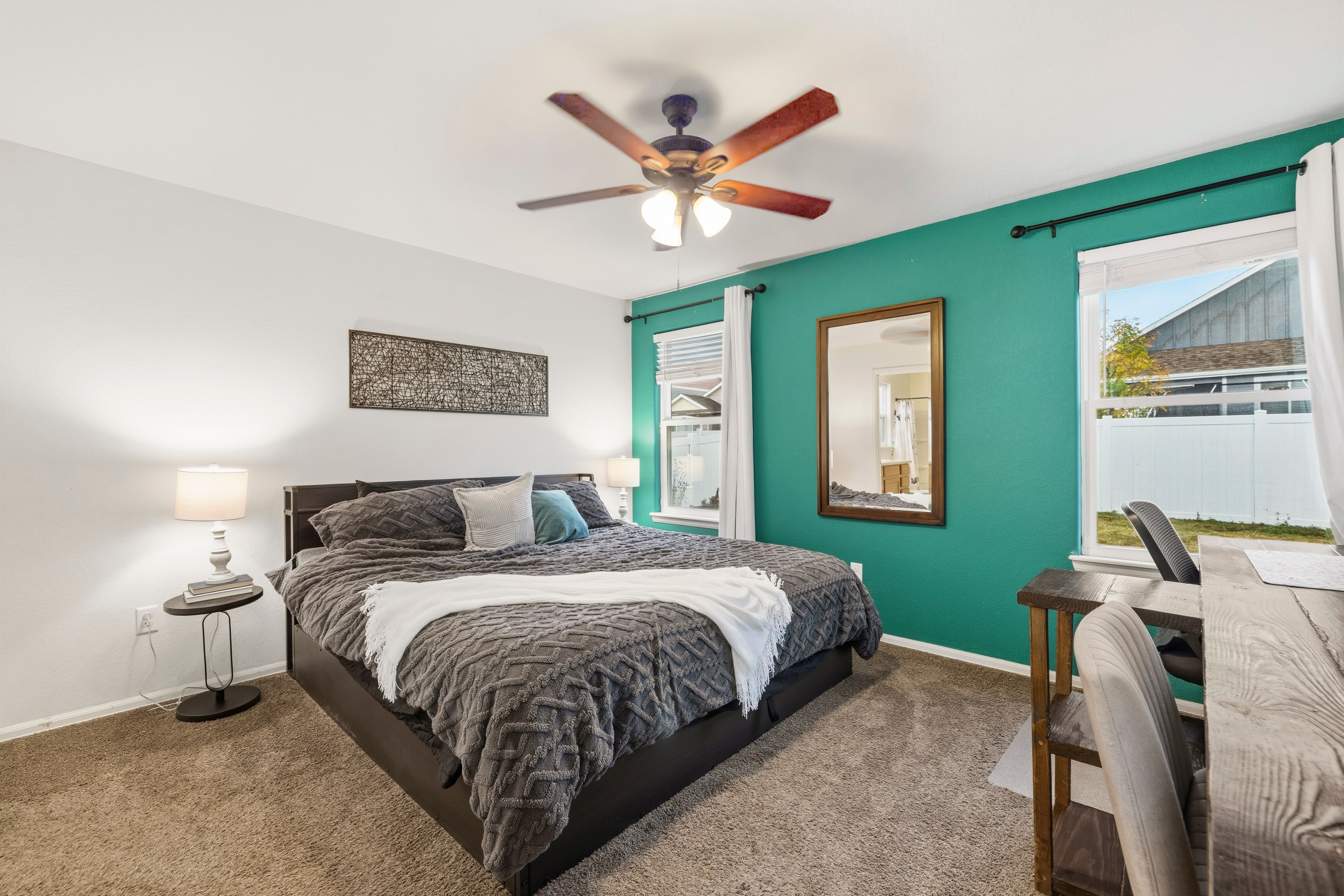  5 Bedrooms, Finished Basement, Solar Paid Off at Closing, I-25 Access - 物件實景