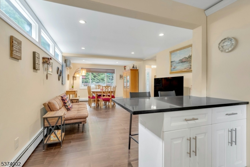 Ridgewood Village, New Jersey, 07450, United States, 4 Bedrooms Bedrooms, ,2 BathroomsBathrooms,Residential,For Sale,1901977