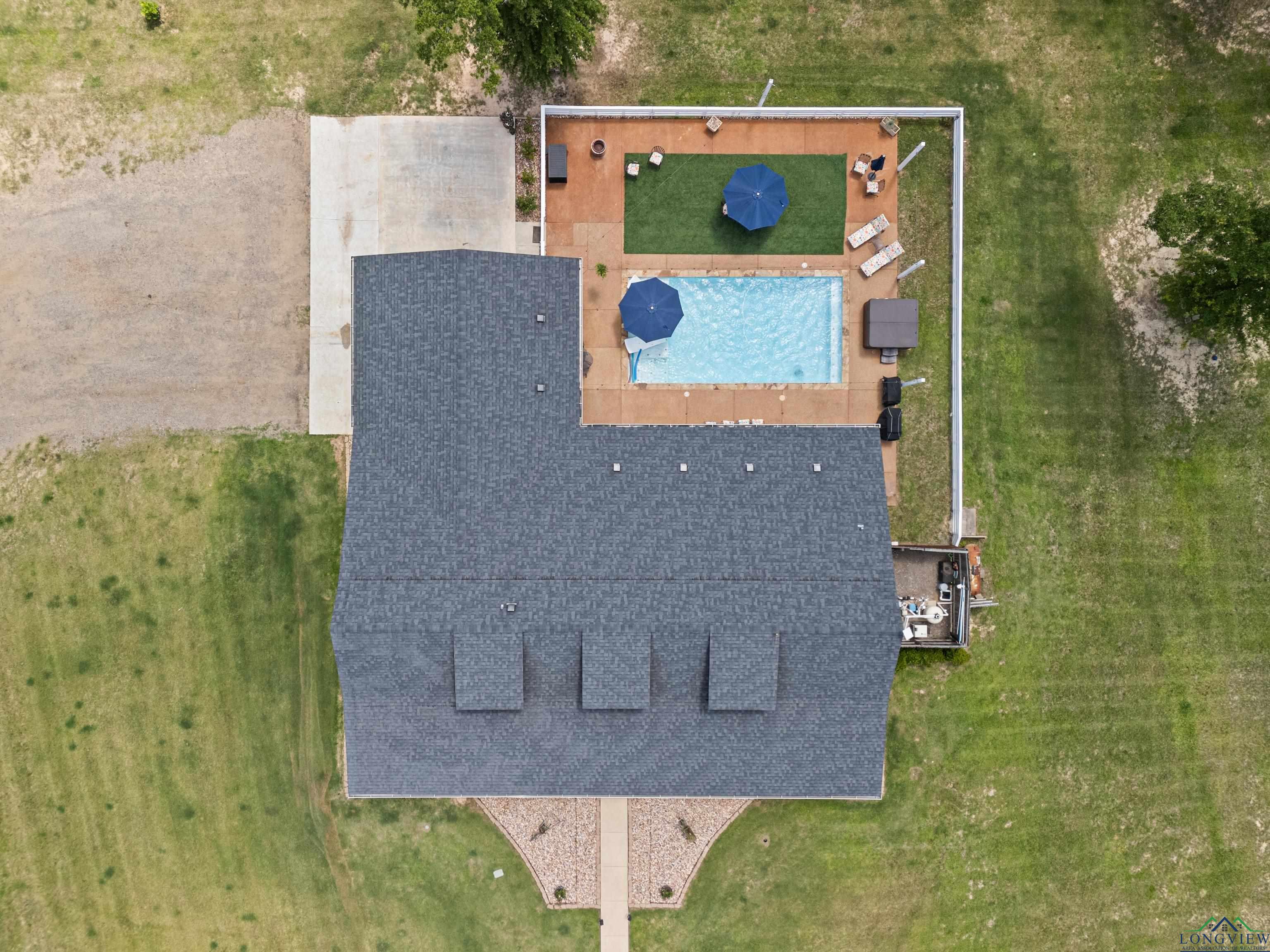 Winona, Texas, 75792, United States, 3 Bedrooms Bedrooms, ,2 BathroomsBathrooms,Residential,For Sale,1866525