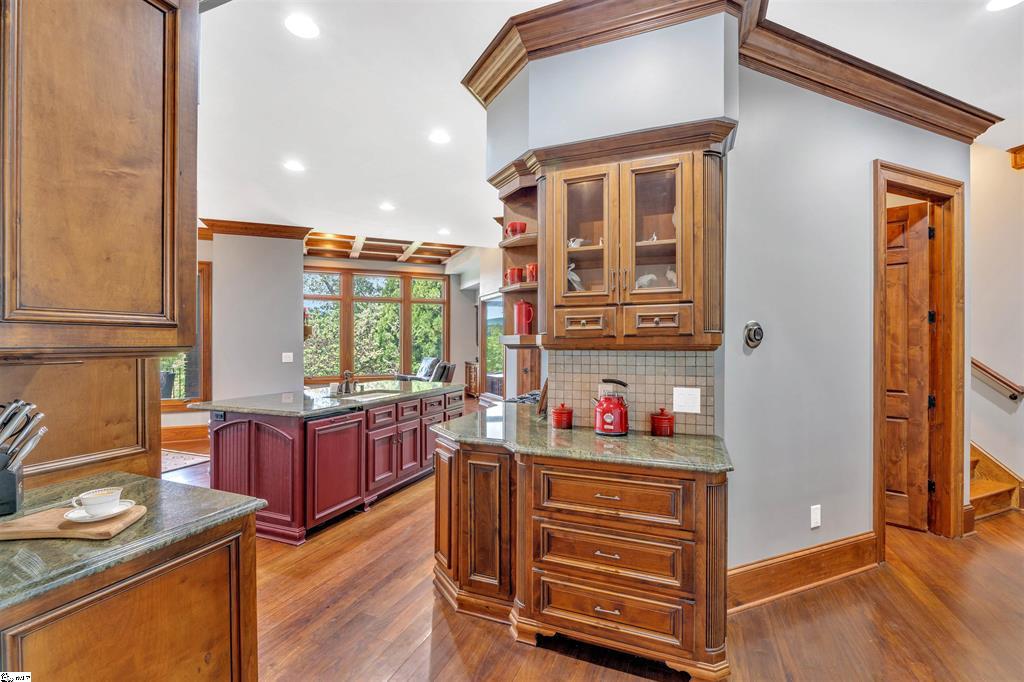 Marietta, South Carolina, 29661, United States, 4 Bedrooms Bedrooms, ,7 BathroomsBathrooms,Residential,For Sale,1940358