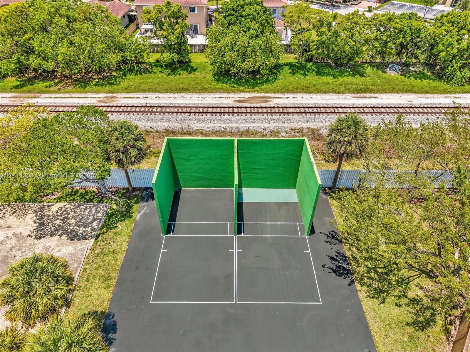 Miami, Florida, 33186, United States, 4 Bedrooms Bedrooms, ,2 BathroomsBathrooms,Residential,For Sale,1838976