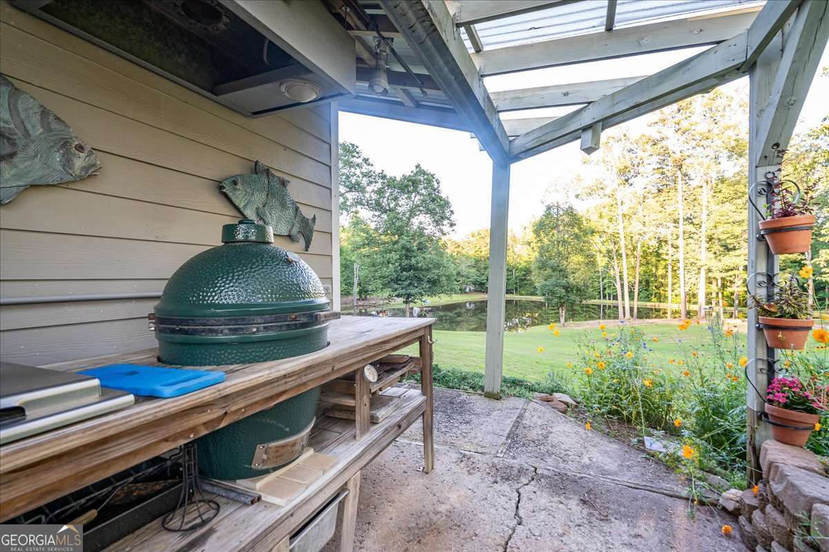 Athens, Georgia, 30607, United States, 4 Bedrooms Bedrooms, ,2 BathroomsBathrooms,Residential,For Sale,1875315