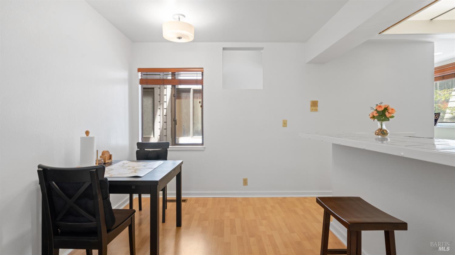 San Rafael, California, 94903, United States, 3 Bedrooms Bedrooms, ,3 BathroomsBathrooms,Residential,For Sale,1908286