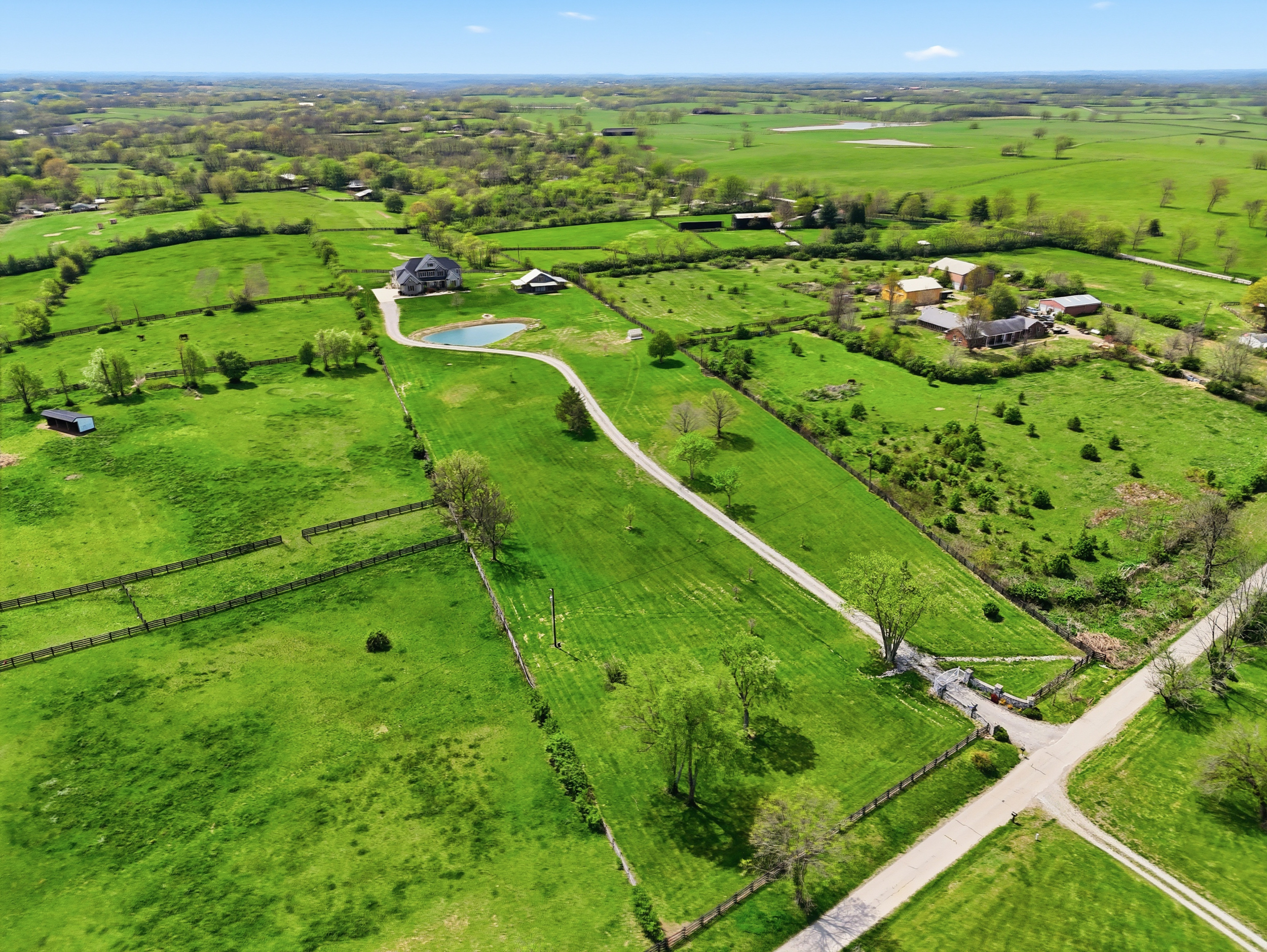  5142 Whites Lane - 物件實景