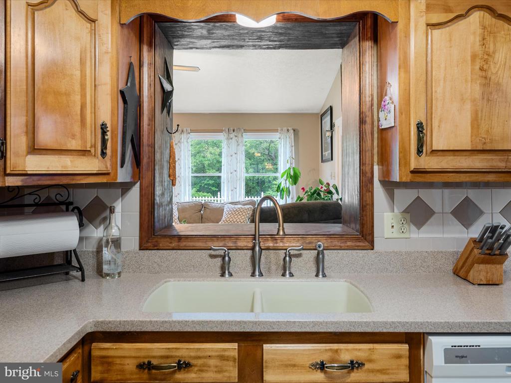 Winchester, Virginia, 22603, United States, 3 Bedrooms Bedrooms, ,3 BathroomsBathrooms,Residential,For Sale,1974619