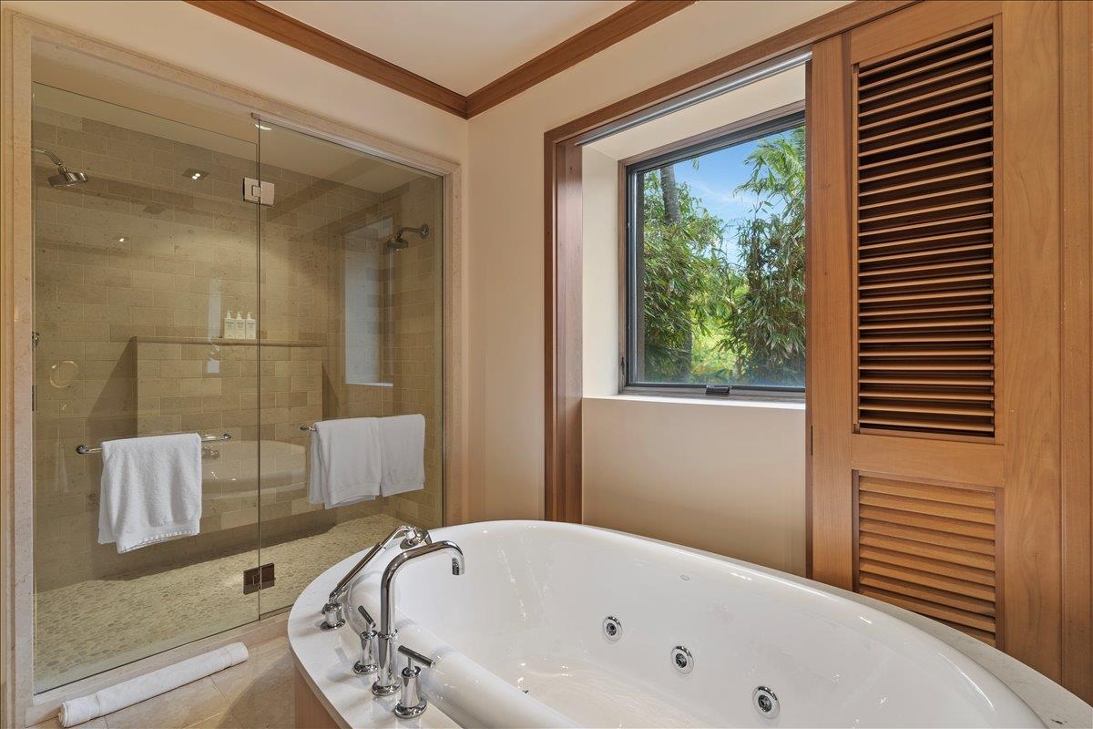 Lahaina, Hawaii, 96761, United States, 3 Bedrooms Bedrooms, ,4 BathroomsBathrooms,Residential,For Sale,1927405