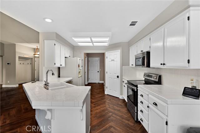 Merced, California, 95340, United States, 5 Bedrooms Bedrooms, ,3 BathroomsBathrooms,Residential,For Sale,2012352