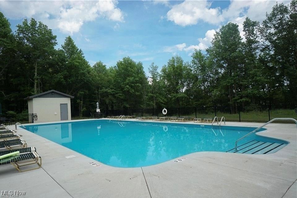 Canfield, Ohio, 44406, United States, 4 Bedrooms Bedrooms, ,3 BathroomsBathrooms,Residential,For Sale,2005733