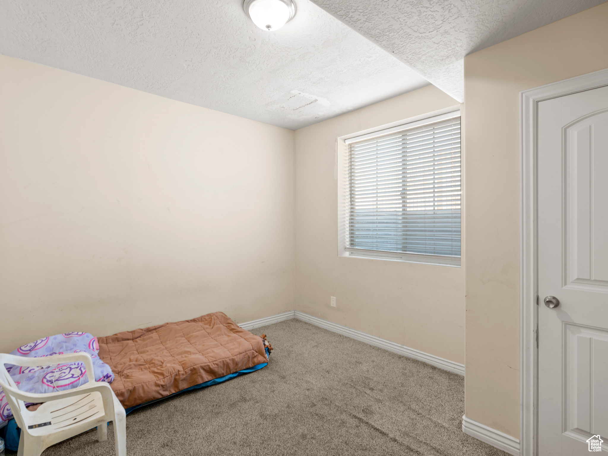 West Valley City, Utah, 84119, United States, 8 Bedrooms Bedrooms, ,4 BathroomsBathrooms,Residential,For Sale,1905952