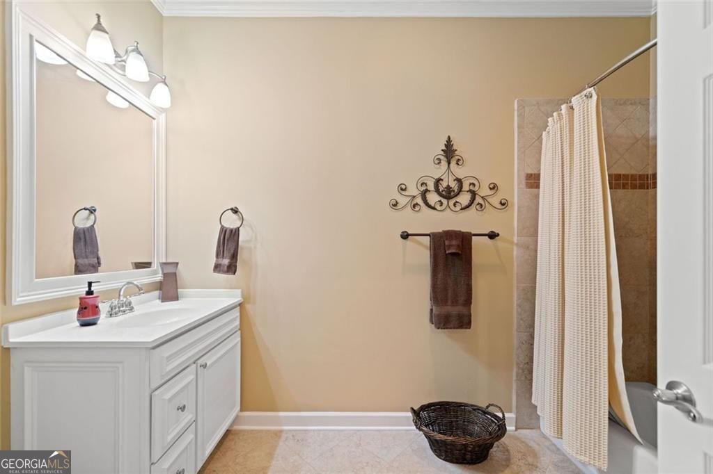 Canton, Georgia, 30114, United States, 4 Bedrooms Bedrooms, ,5 BathroomsBathrooms,Residential,For Sale,1880359
