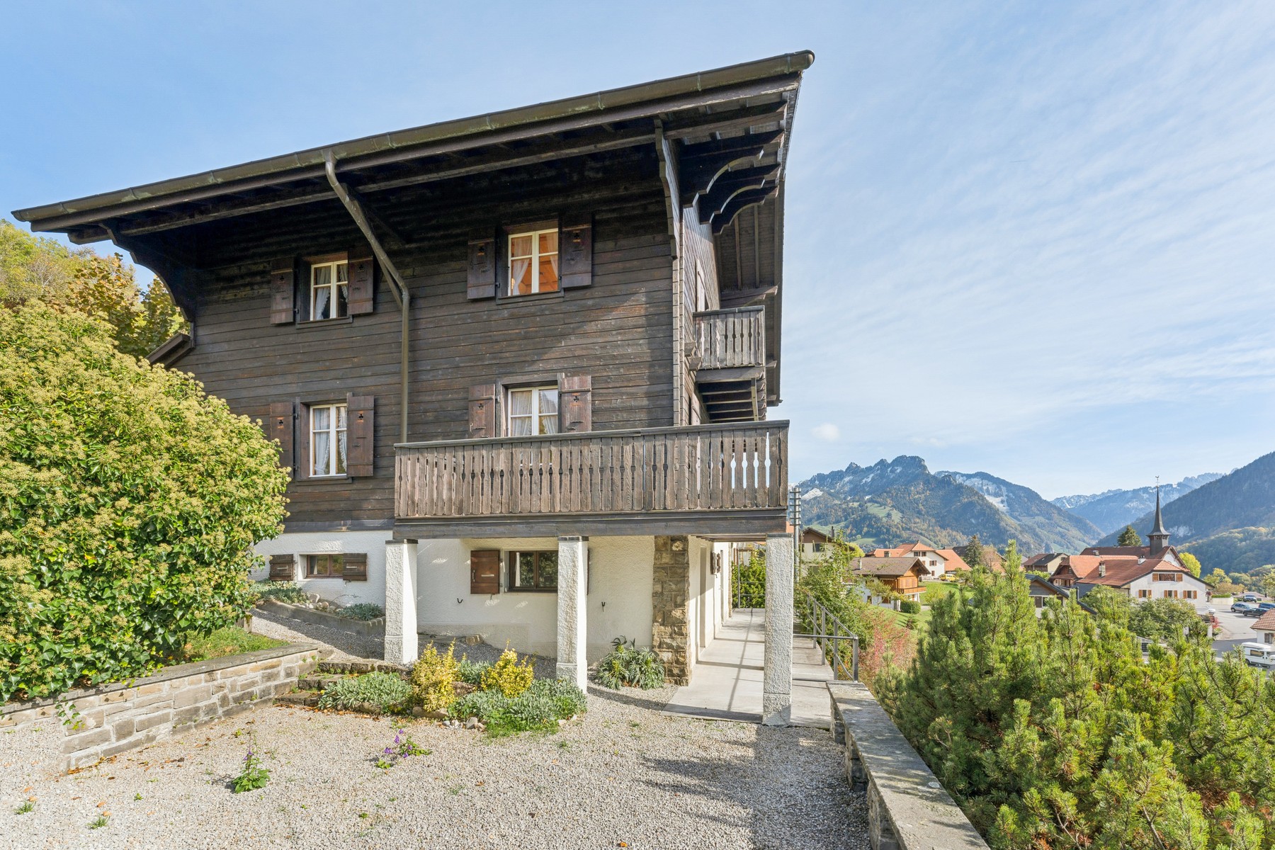  A two-unit chalet with exceptional views - 物件實景