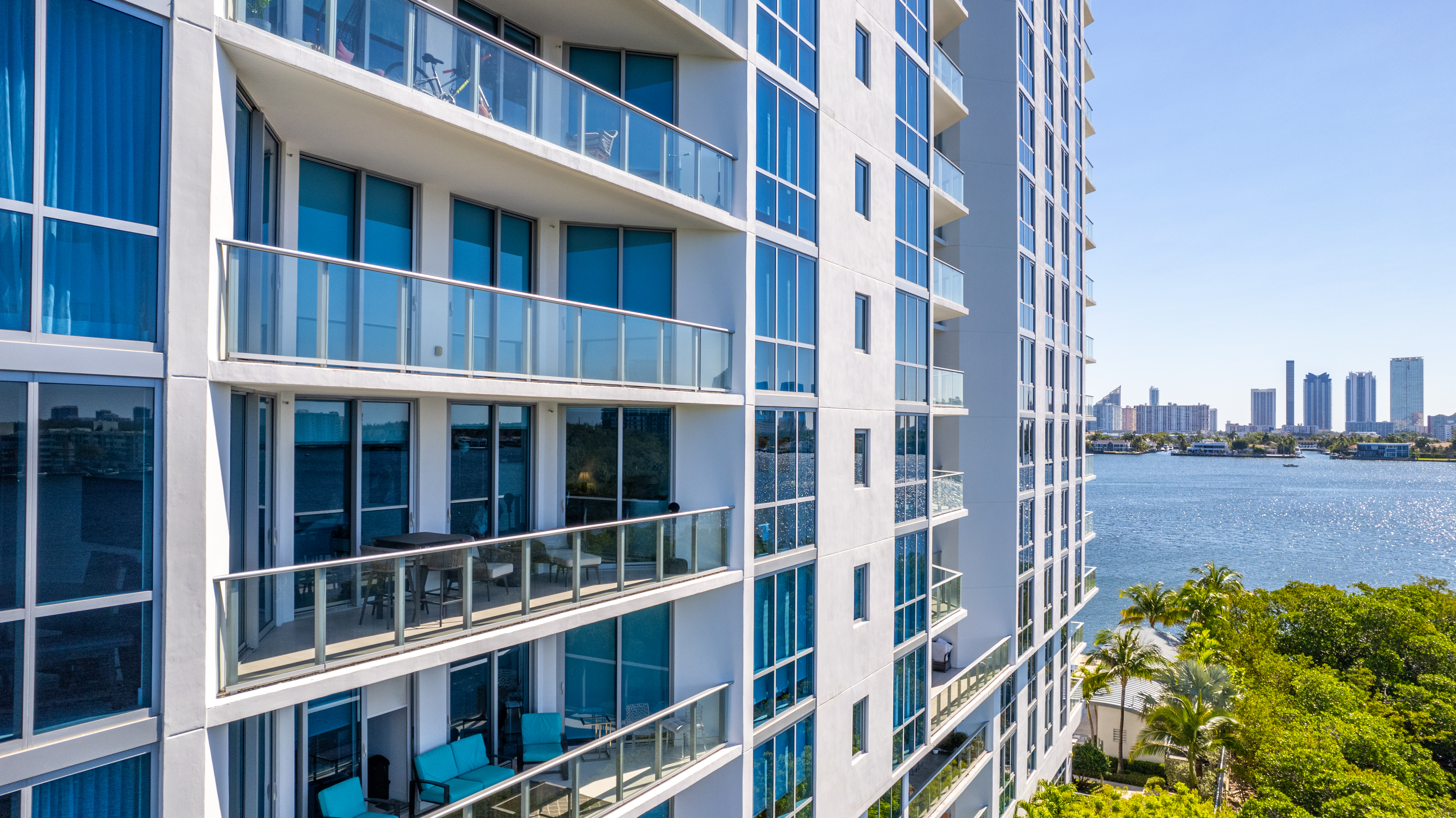  17111 Biscayne Blvd, North Miami Beach, FL, 33160 - 物件實景
